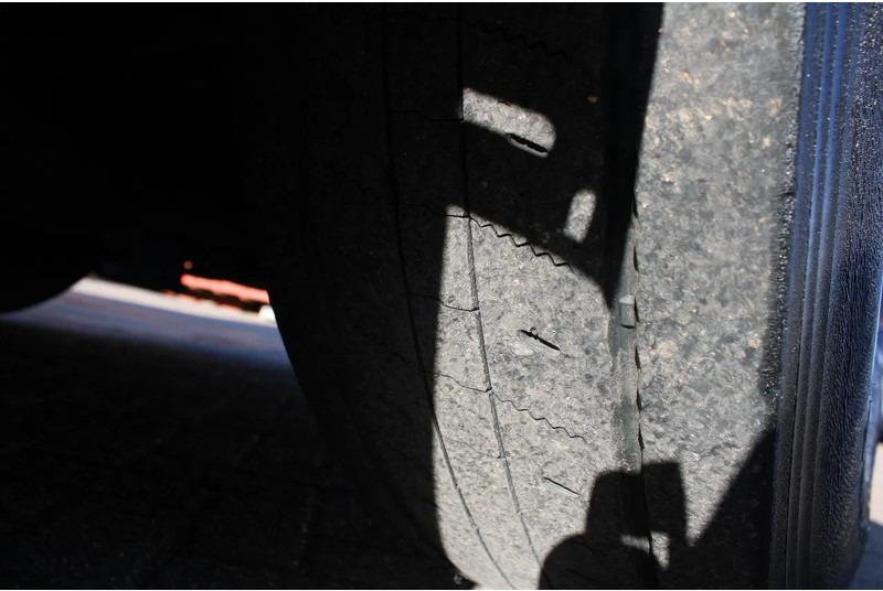 Vakuumska cisterna MAN TGM 26.340 + RIVARD 11.8M3 + PUMP + EURO 6: slika 14 Vakuumska cisterna MAN TGM 26.340 + RIVARD 11.8M3 + PUMP + EURO 6: slika 14