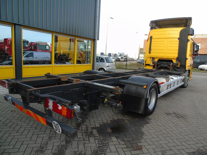 Mercedes-Benz Actros 1841 + EURO 5 EEV - Kamion za prevoz kontejnera/ Kamion sa promenjivim sandukom: slika 3 Mercedes-Benz Actros 1841 + EURO 5 EEV - Kamion za prevoz kontejnera/ Kamion sa promenjivim sandukom: slika 3