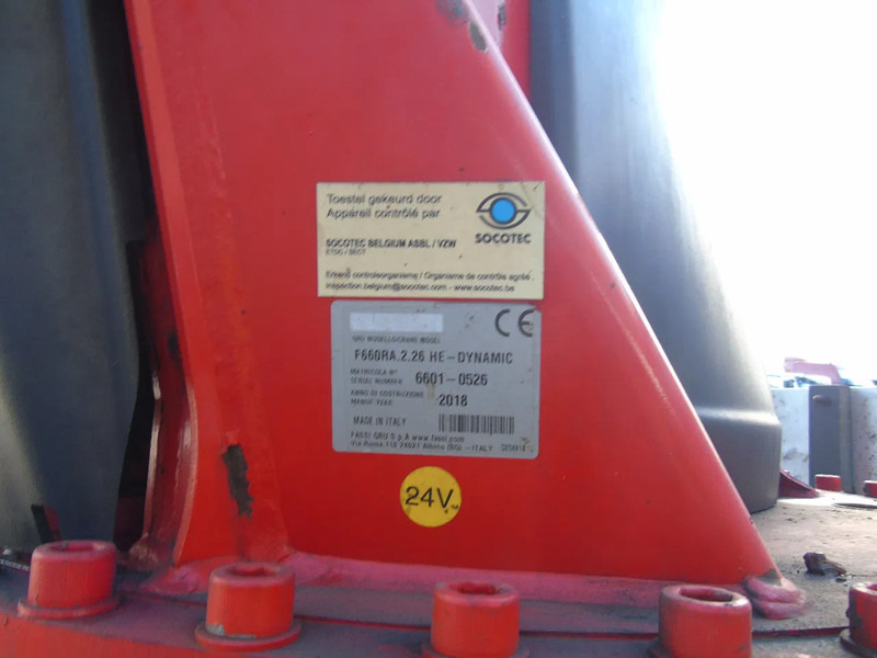 Mercedes-Benz Arocs 3251 + FASSI 660RA .26.HE 6x Extensions + 4x JIB + 8x4 + remote - Kamion sa dizalicom: slika 5 Mercedes-Benz Arocs 3251 + FASSI 660RA .26.HE 6x Extensions + 4x JIB + 8x4 + remote - Kamion sa dizalicom: slika 5