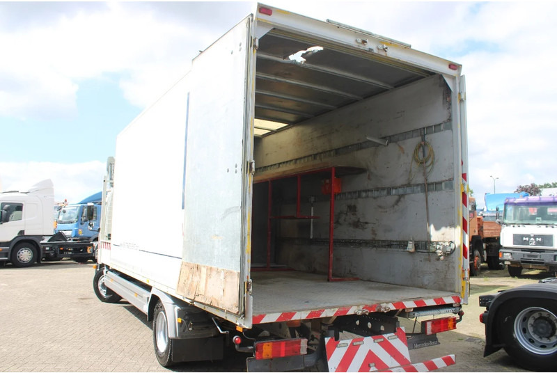 Mercedes-Benz Atego 1218 + EURO 5 + manual - Kamion sa zatvorenim sandukom: slika 3 Mercedes-Benz Atego 1218 + EURO 5 + manual - Kamion sa zatvorenim sandukom: slika 3