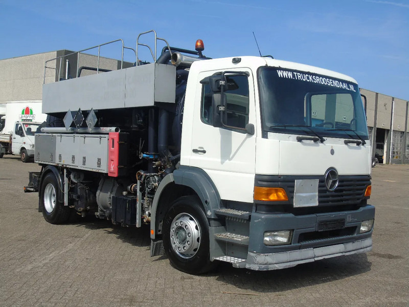 Mercedes-Benz Atego 1923 + 8.800 liter INOX + complete pump/tipper/functional + EURO 2 - Vakuumska cisterna: slika 4 Mercedes-Benz Atego 1923 + 8.800 liter INOX + complete pump/tipper/functional + EURO 2 - Vakuumska cisterna: slika 4