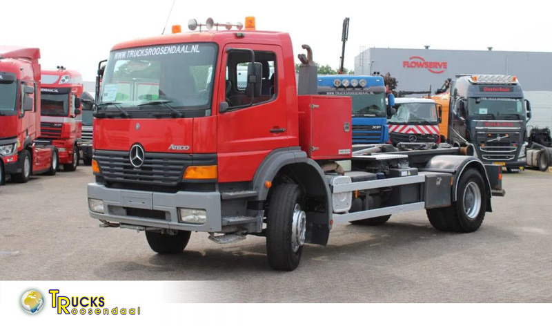 Mercedes-Benz Atego 1923 + HOOK SYSTEM + EURO 2 - Kamion sa hidrauličnom kukom: slika 1 Mercedes-Benz Atego 1923 + HOOK SYSTEM + EURO 2 - Kamion sa hidrauličnom kukom: slika 1