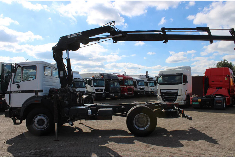Kamion sa dizalicom Mercedes-Benz SK 2024 + HIAB 125 + MANUAL: slika 13