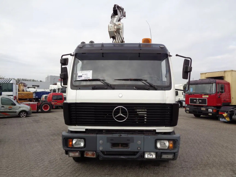 Mercedes-Benz SK 2433 + Semi-Auto + PTO + Serie 14 Crane + 3 pedals - Kamion sa kablovskim sistemom, Kamion sa dizalicom: slika 2 Mercedes-Benz SK 2433 + Semi-Auto + PTO + Serie 14 Crane + 3 pedals - Kamion sa kablovskim sistemom, Kamion sa dizalicom: slika 2