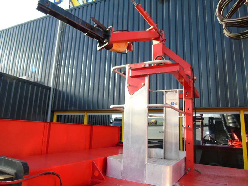 Kamion sa dizalicom Mercedes-Benz SK reserved 3538 + NEW!! UNUSED!! 1.216km + 142H + FASSI 1300AXP.28 + 8X extend + 6X JIB + 8x4: slika 19 Kamion sa dizalicom Mercedes-Benz SK reserved 3538 + NEW!! UNUSED!! 1.216km + 142H + FASSI 1300AXP.28 + 8X extend + 6X JIB + 8x4: slika 19