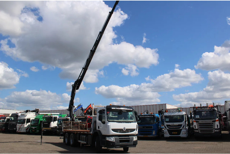 Renault Kerax 370 + HIAB 166-4 HIDRUO + 6X4 + MANUAL + SPRING + REMOTE + EURO 5 + 6X4 - Kamion sa dizalicom: slika 2 Renault Kerax 370 + HIAB 166-4 HIDRUO + 6X4 + MANUAL + SPRING + REMOTE + EURO 5 + 6X4 - Kamion sa dizalicom: slika 2