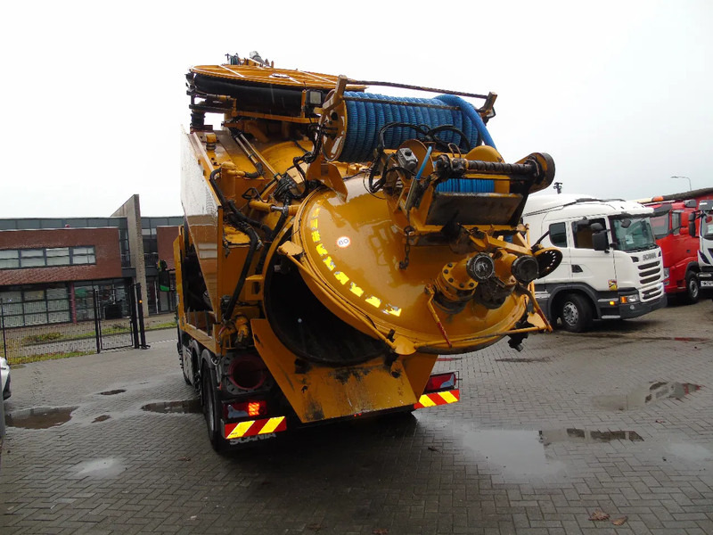 Scania P 360 + COMBI VACUUM WIEDEMANN + 6X4 - Vakuumska cisterna: slika 4 Scania P 360 + COMBI VACUUM WIEDEMANN + 6X4 - Vakuumska cisterna: slika 4