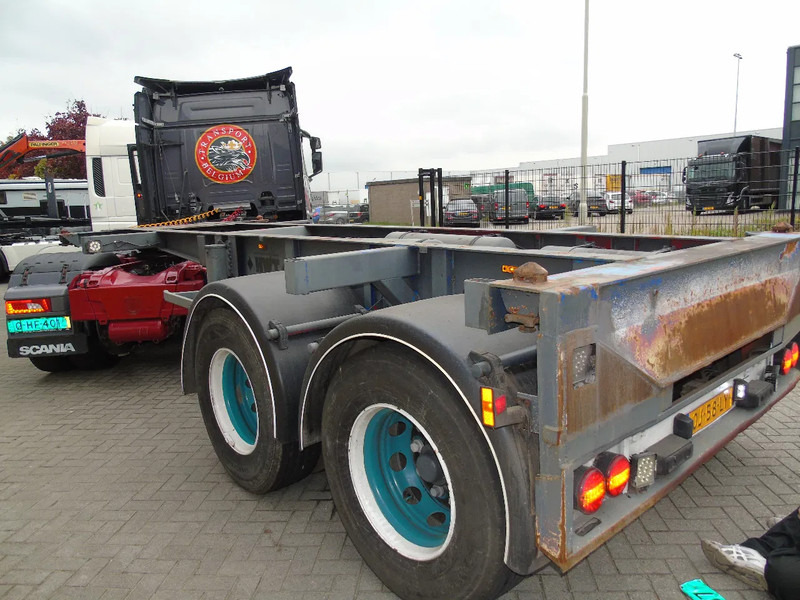 TR'AX 2 AXLE + 20FT - Poluprikolica za prevoz kontejnera/ Poluprikolica sa promenjivim sandukom: slika 3 TR'AX 2 AXLE + 20FT - Poluprikolica za prevoz kontejnera/ Poluprikolica sa promenjivim sandukom: slika 3