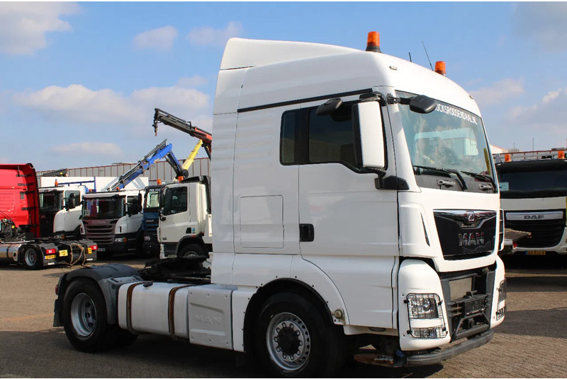 MAN TGX 18.480 + EURO 6 + 4x4 hydro + MANUAL + SPOILER - Tegljač: slika 4 MAN TGX 18.480 + EURO 6 + 4x4 hydro + MANUAL + SPOILER - Tegljač: slika 4
