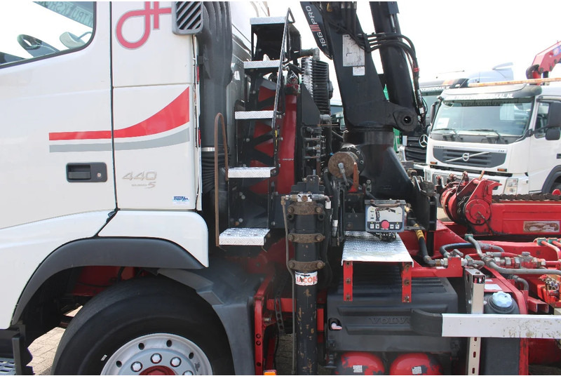 Kamion sa dizalicom Volvo FH 12.440 +6X4+ HIAB 166E3 PRO + EURO 5 + MANUAL: slika 10