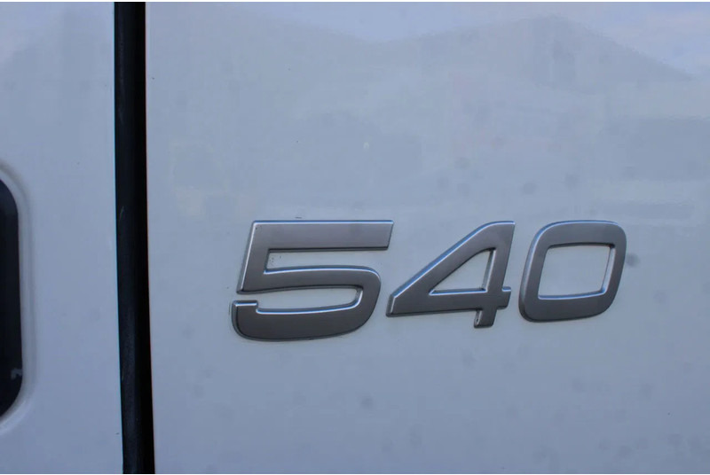 Kamion sa dizalicom Volvo FH 16.540 + 6x4 EURO 5 + palfinger epsilon 30t/m + MANUAL: slika 12