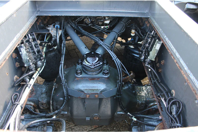 Kamion sa dizalicom Volvo FH 16.540 + 6x4 EURO 5 + palfinger epsilon 30t/m + MANUAL: slika 18