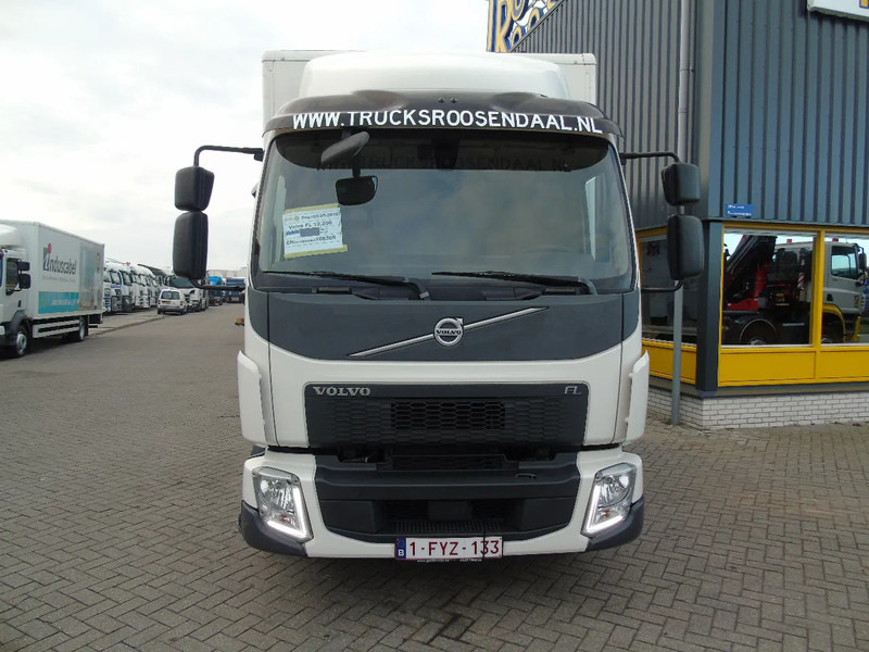 Volvo FL 12.250 + EURO 6 + LIFT - Kamion sa zatvorenim sandukom: slika 2 Volvo FL 12.250 + EURO 6 + LIFT - Kamion sa zatvorenim sandukom: slika 2