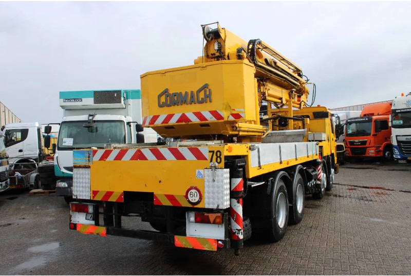 Kamion sa dizalicom Volvo FL FL10 8X4 + GROMACH 34 mtr. + EURO 2: slika 6