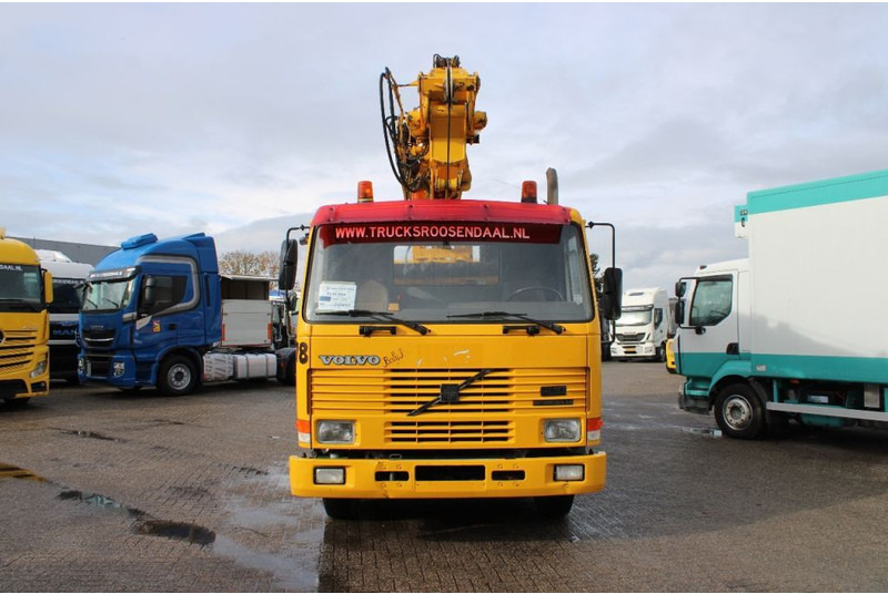 Volvo FL10 8X4 + GROMACH 34 mtr. + EURO 2 - Autokran za sve terene: slika 3 Volvo FL10 8X4 + GROMACH 34 mtr. + EURO 2 - Autokran za sve terene: slika 3