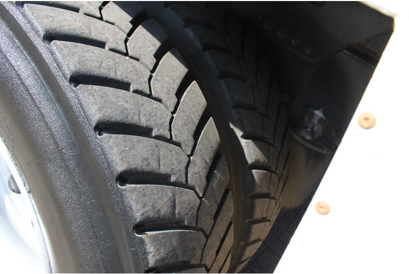 Kamion sa dizalicom Volvo FMX 420 + PALFINGER 34002 SH F + 8X4 + EURO 6 + STEERING: slika 19
