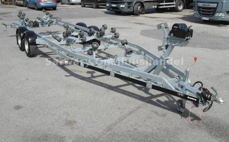 Brenderup Premiun 303500-SRX Bootsanhänger 3500 KG,Boot 9m - Prikolica za čamac: slika 1 Brenderup Premiun 303500-SRX Bootsanhänger 3500 KG,Boot 9m - Prikolica za čamac: slika 1