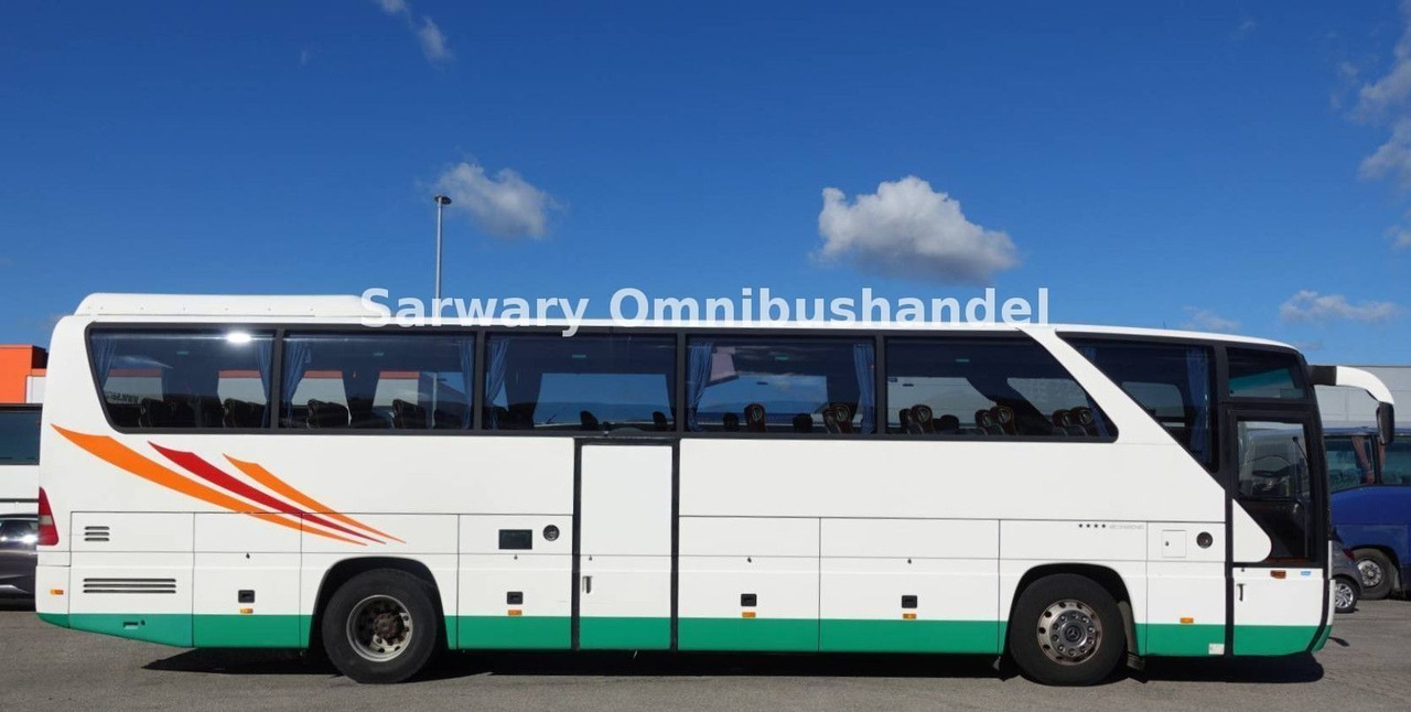 Mercedes-Benz 350 Tourismo 15-RHD *V6*404*Travego*51-Sitze* - Turistički autobus: slika 5 Mercedes-Benz 350 Tourismo 15-RHD *V6*404*Travego*51-Sitze* - Turistički autobus: slika 5