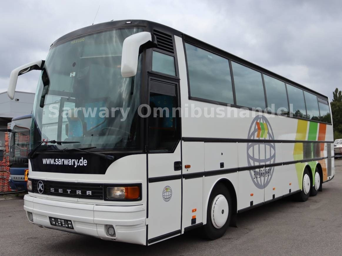 Setra 215 HDH*41 Sitze*VIP*8 Gang*Klima*WC*TV*Clubecke - Turistički autobus: slika 2 Setra 215 HDH*41 Sitze*VIP*8 Gang*Klima*WC*TV*Clubecke - Turistički autobus: slika 2
