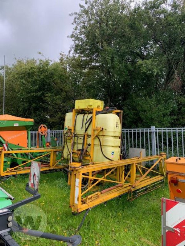 Dubex 1200l - Prskalica montirana na traktor: slika 2 Dubex 1200l - Prskalica montirana na traktor: slika 2