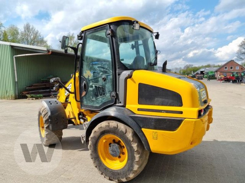 JCB TM 220 - Utovarivač točkaš: slika 3 JCB TM 220 - Utovarivač točkaš: slika 3