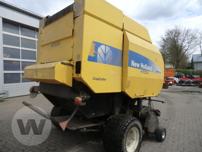 New Holland BR 7070 CC - Balirka za okrugle bale: slika 3 New Holland BR 7070 CC - Balirka za okrugle bale: slika 3