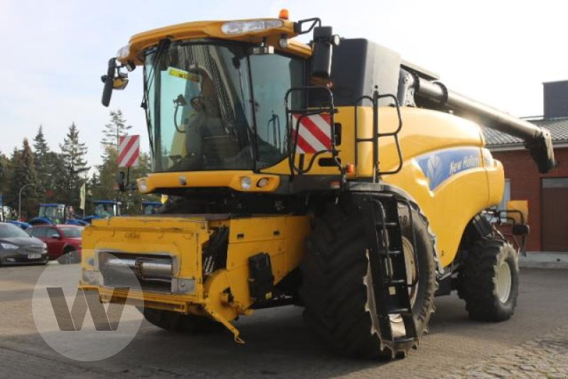 New Holland CR 9090 - Kombinovani kombajn: slika 1 New Holland CR 9090 - Kombinovani kombajn: slika 1
