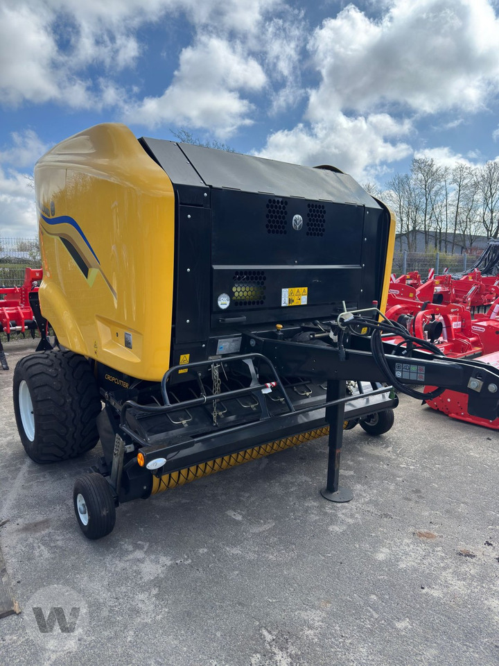 New Holland RB 125 RC - Balirka za okrugle bale: slika 4 New Holland RB 125 RC - Balirka za okrugle bale: slika 4
