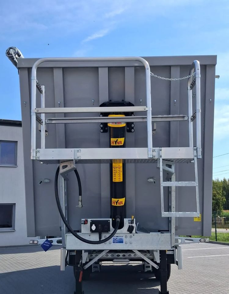 Zaslaw Wywrotka Aluminiowa 51m3 Klapo-Drzwi - Poluprikolica istovarivača: slika 5 Zaslaw Wywrotka Aluminiowa 51m3 Klapo-Drzwi - Poluprikolica istovarivača: slika 5