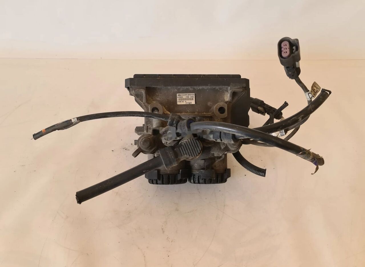 Knorr-Bremse K020022 21122035 Volvo FH FM truck - Kočioni ventil za Kamion: slika 1 Knorr-Bremse K020022 21122035 Volvo FH FM truck - Kočioni ventil za Kamion: slika 1