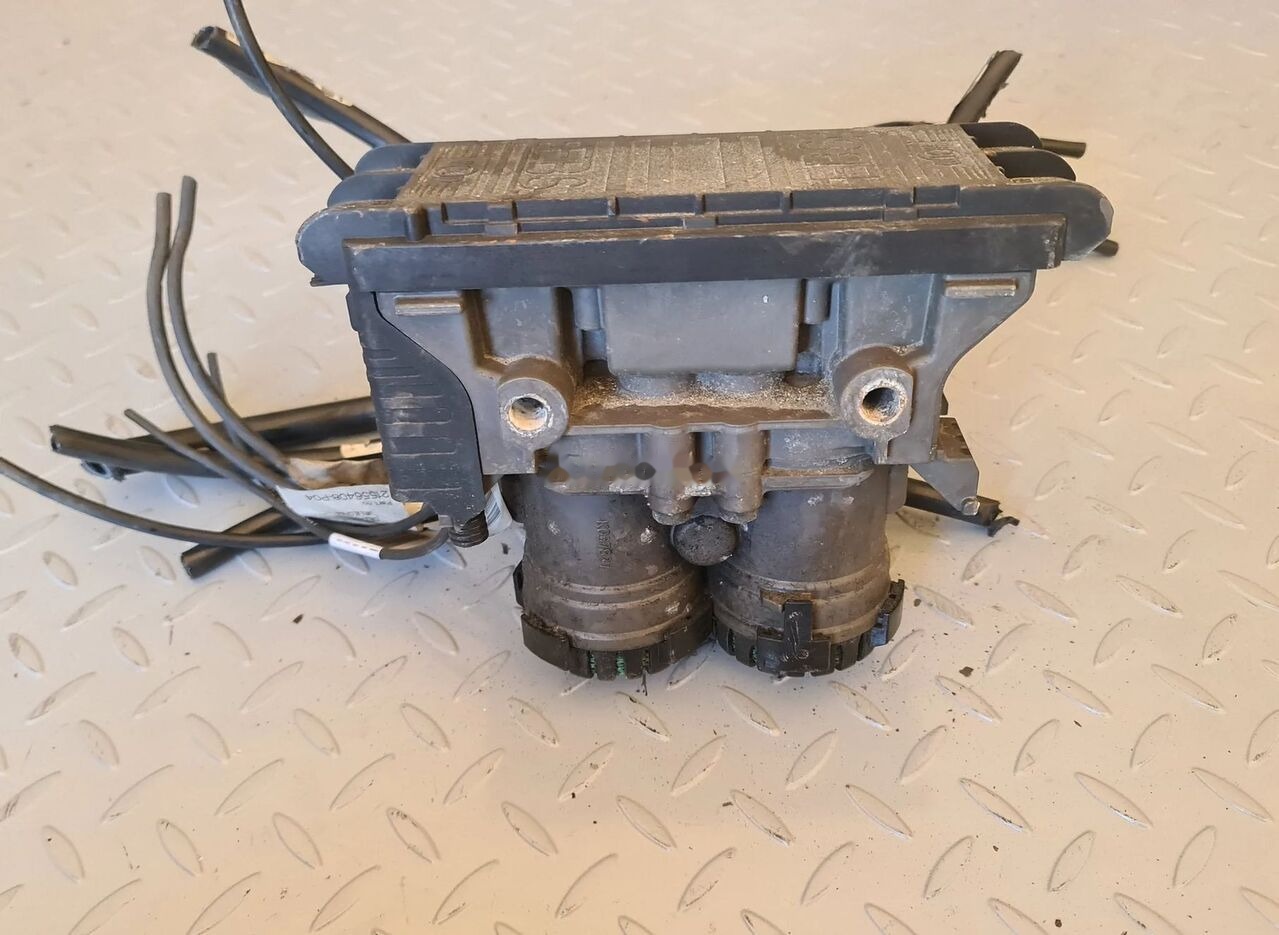 Knorr-Bremse K029247 21114975 Volvo FH4 FM truck - Kočioni ventil za Kamion: slika 2 Knorr-Bremse K029247 21114975 Volvo FH4 FM truck - Kočioni ventil za Kamion: slika 2