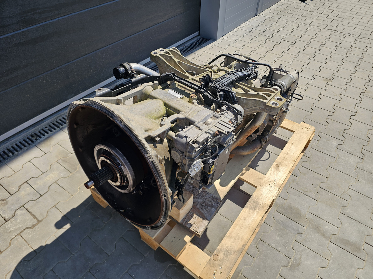MERCEDES-BENZ ACTROS ANTOS / GEARBOX / G211-12 / RETARDER / WORLDWIDE DELIVERY - Menjač: slika 3 MERCEDES-BENZ ACTROS ANTOS / GEARBOX / G211-12 / RETARDER / WORLDWIDE DELIVERY - Menjač: slika 3