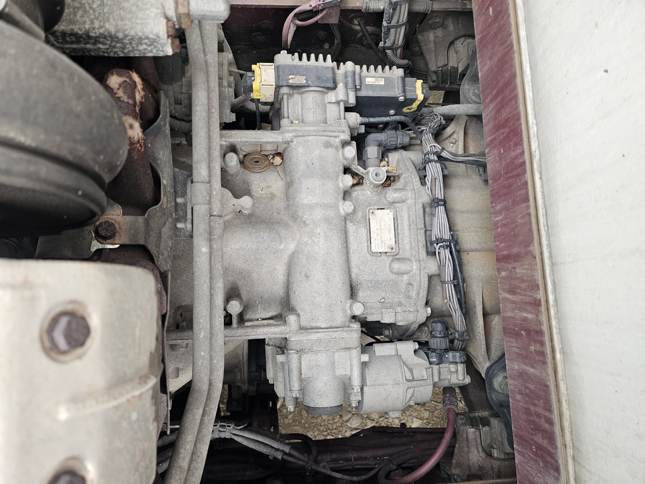 MERCEDES-BENZ ACTROS MP3 / AUTOMATIC GEARBOX / G211-12 / 565k KM !! - Menjač: slika 2 MERCEDES-BENZ ACTROS MP3 / AUTOMATIC GEARBOX / G211-12 / 565k KM !! - Menjač: slika 2