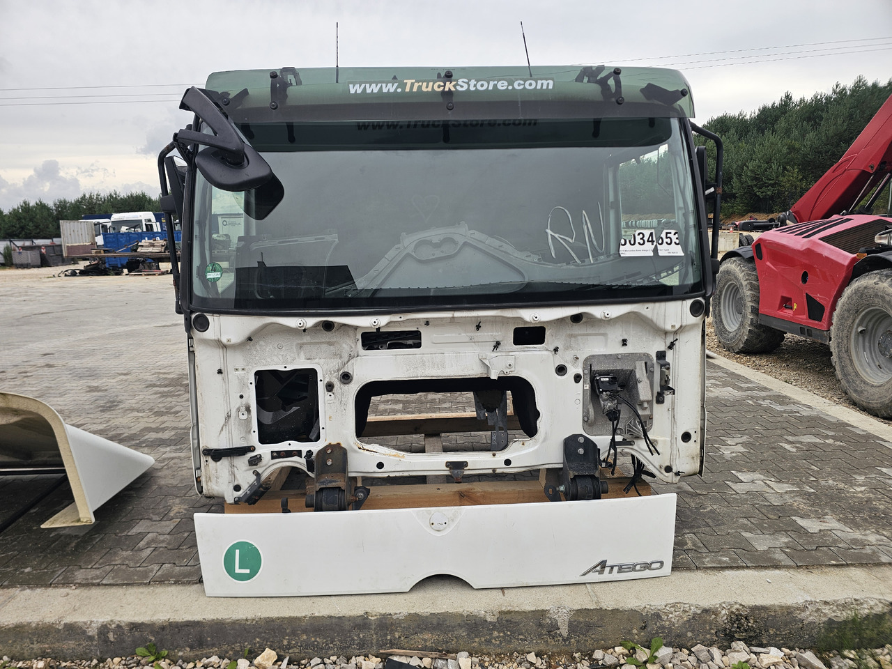 MERCEDES-BENZ ATEGO EURO 6 / CABINE - Kabina: slika 2 MERCEDES-BENZ ATEGO EURO 6 / CABINE - Kabina: slika 2