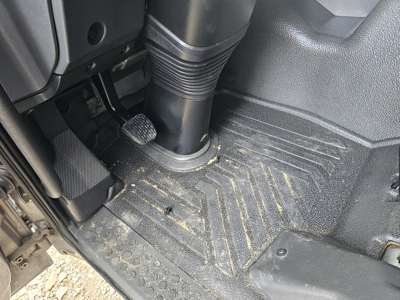 MERCEDES-BENZ ATEGO MP4 EURO 6 / DASHBOARD - RHD to LHD SWITCH SET - Komandna tabla: slika 5 MERCEDES-BENZ ATEGO MP4 EURO 6 / DASHBOARD - RHD to LHD SWITCH SET - Komandna tabla: slika 5