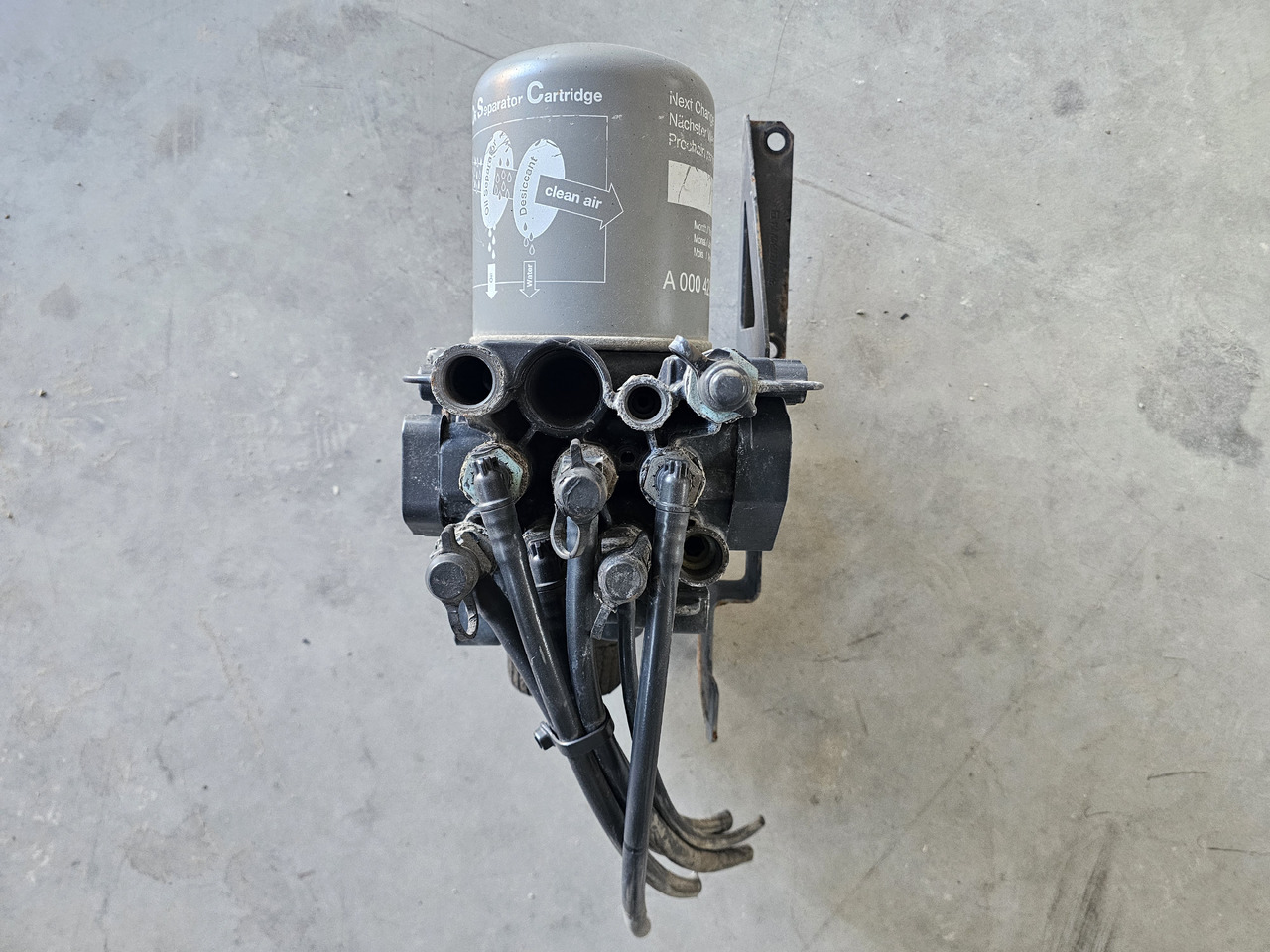 MERCEDES MP4 / AIR DRYIER / K102145 / A0014461964 - Kočioni ventil: slika 4 MERCEDES MP4 / AIR DRYIER / K102145 / A0014461964 - Kočioni ventil: slika 4