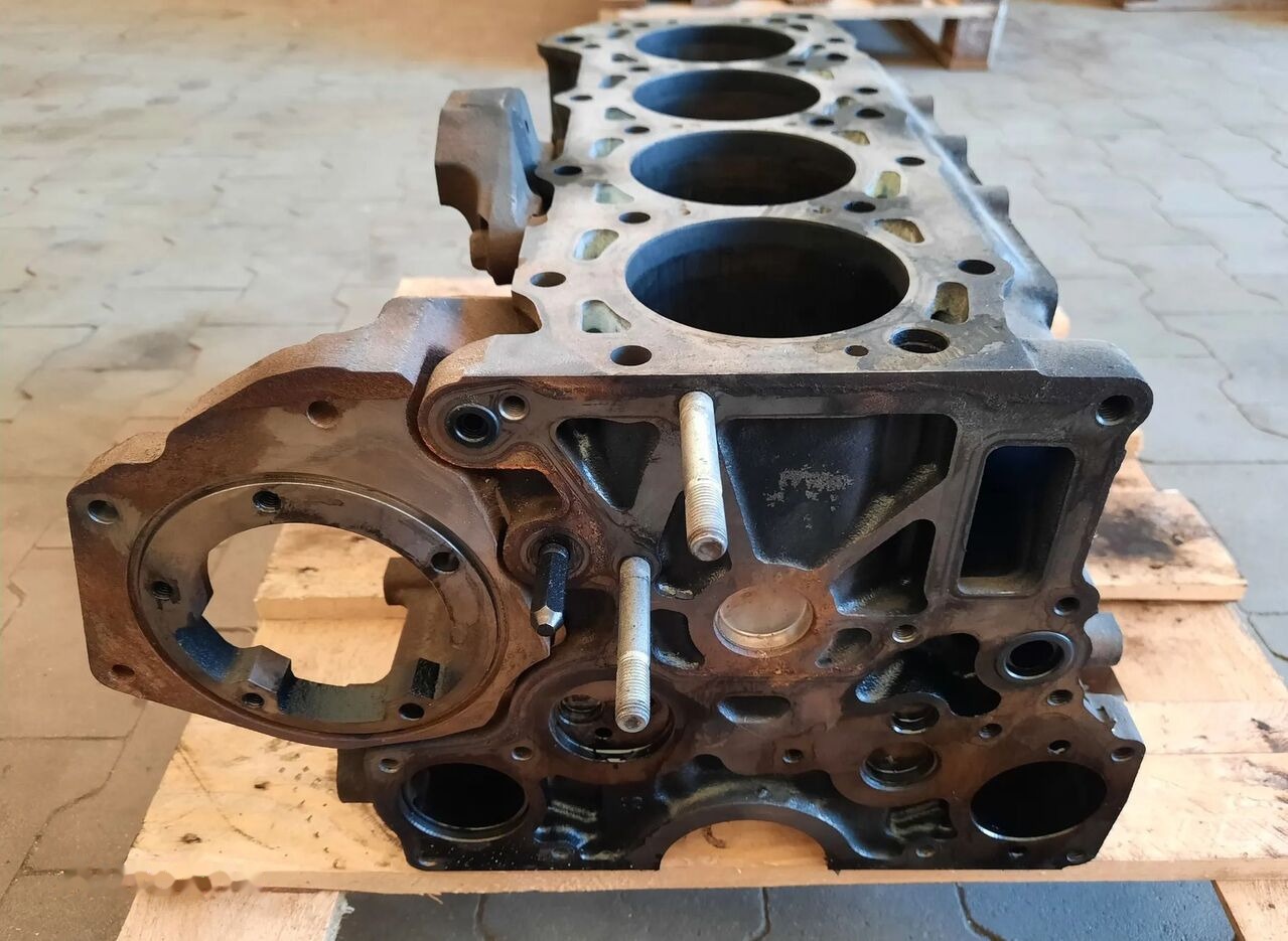 NISSAN CABSTAR ATLEON RENAULT GAMA D - Cilindar blok za Kamion: slika 4 NISSAN CABSTAR ATLEON RENAULT GAMA D - Cilindar blok za Kamion: slika 4