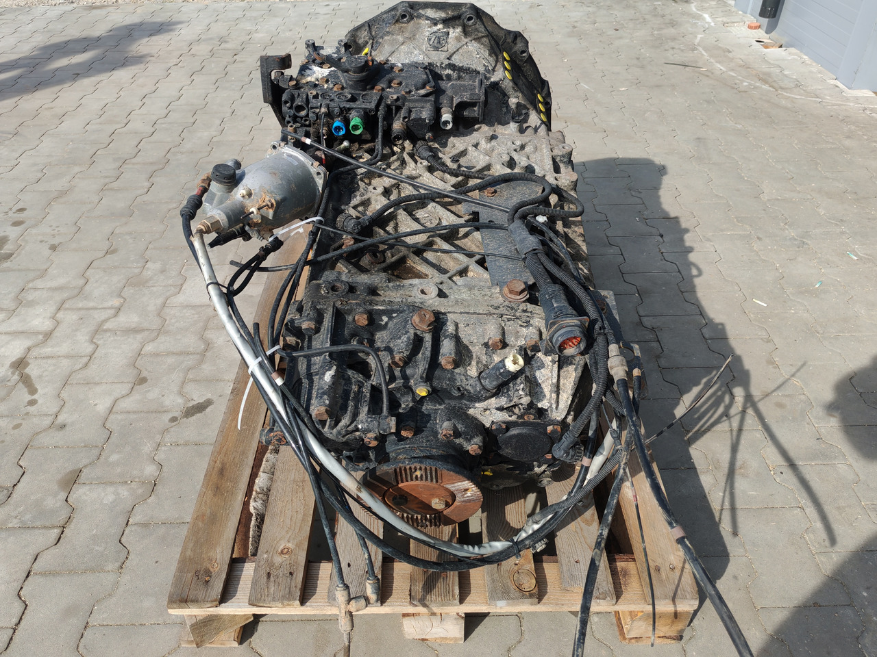 RENAULT DXI / ZF NEW ECOSPLIT 16S2220 TD / MANUAL / DELIVERY - Menjač: slika 4 RENAULT DXI / ZF NEW ECOSPLIT 16S2220 TD / MANUAL / DELIVERY - Menjač: slika 4