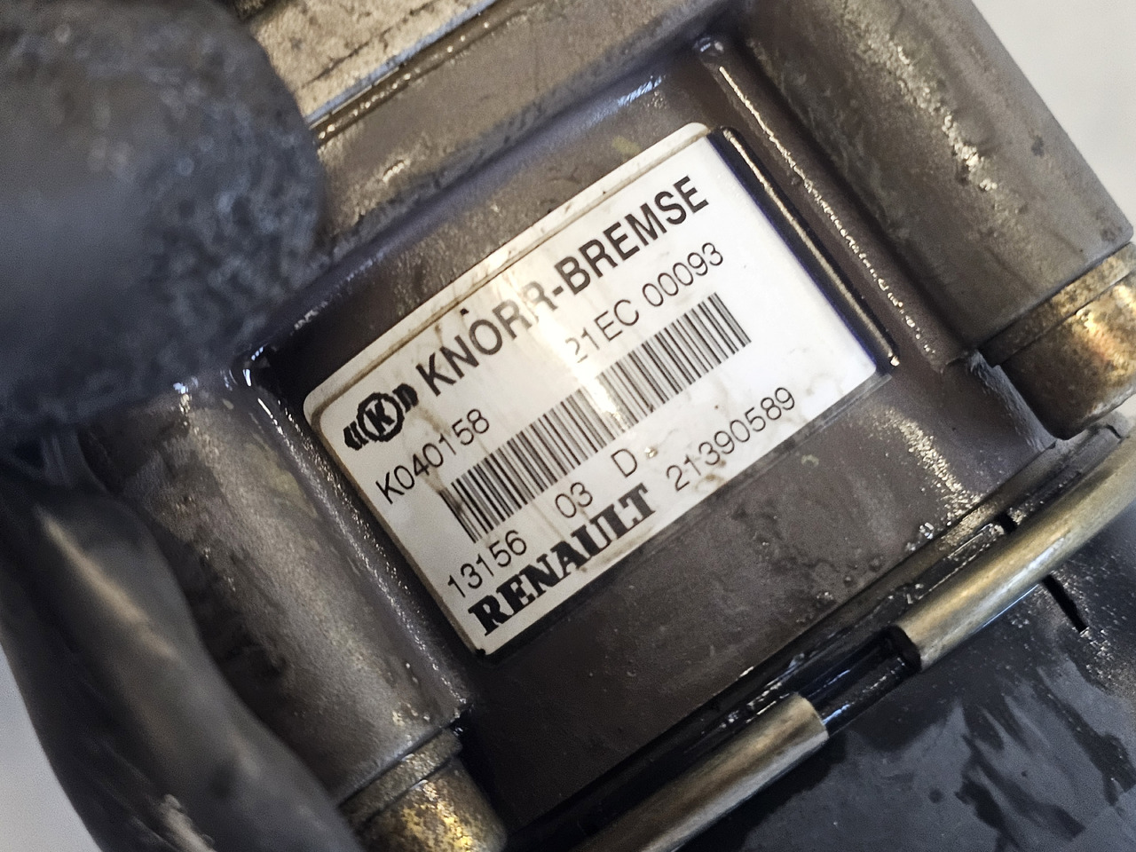 RENAULT PEDAL BRAKE VALVE / K040158 / 21390589 - Kočioni ventil: slika 5 RENAULT PEDAL BRAKE VALVE / K040158 / 21390589 - Kočioni ventil: slika 5