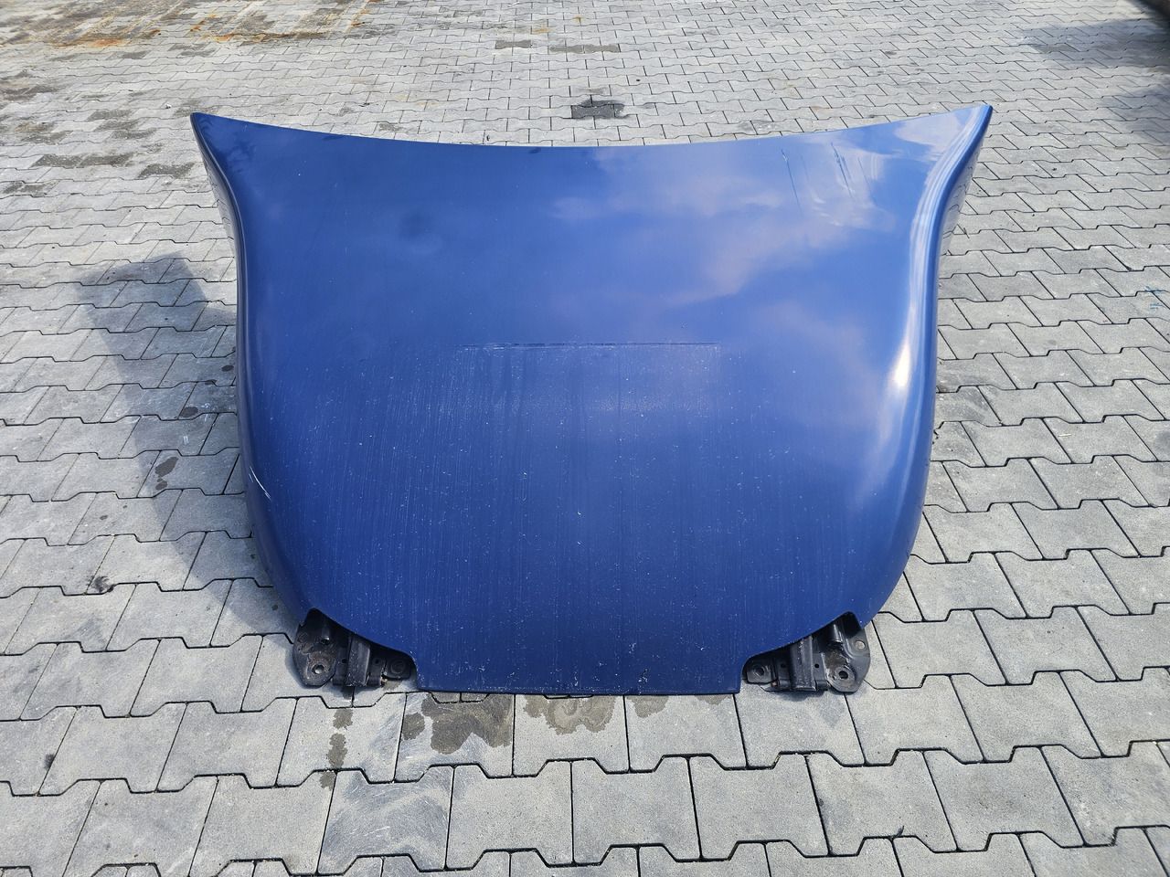 RENAULT RANGE T460 T480 T520 / ROOF SPOILER - Aerodinamika/ Spojler: slika 2 RENAULT RANGE T460 T480 T520 / ROOF SPOILER - Aerodinamika/ Spojler: slika 2