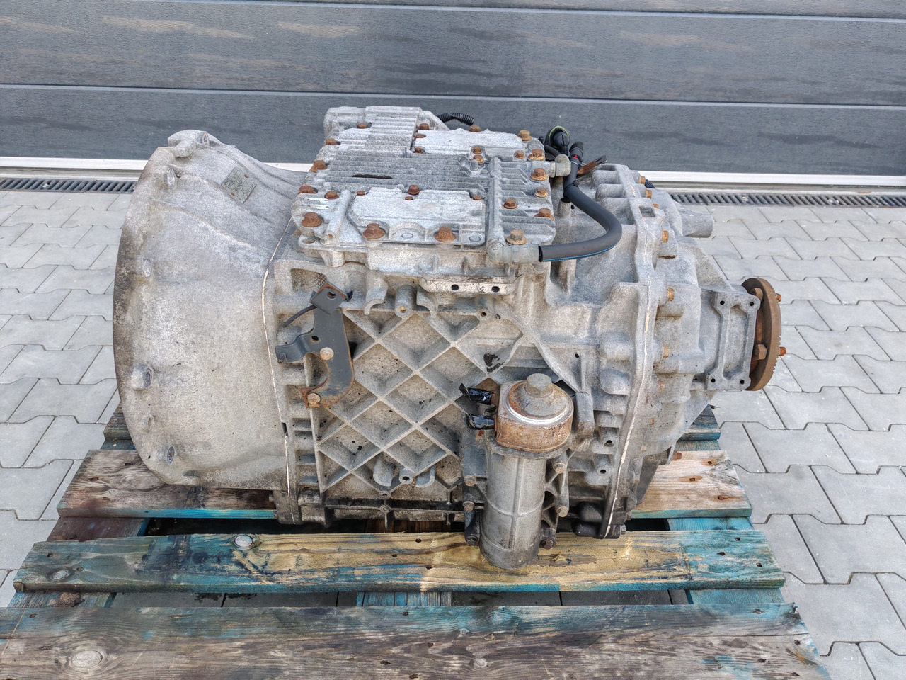 RENAULT VOLVO / AT2412D I-SHIFT / COMPLETE GEARBOX - Menjač: slika 1 RENAULT VOLVO / AT2412D I-SHIFT / COMPLETE GEARBOX - Menjač: slika 1