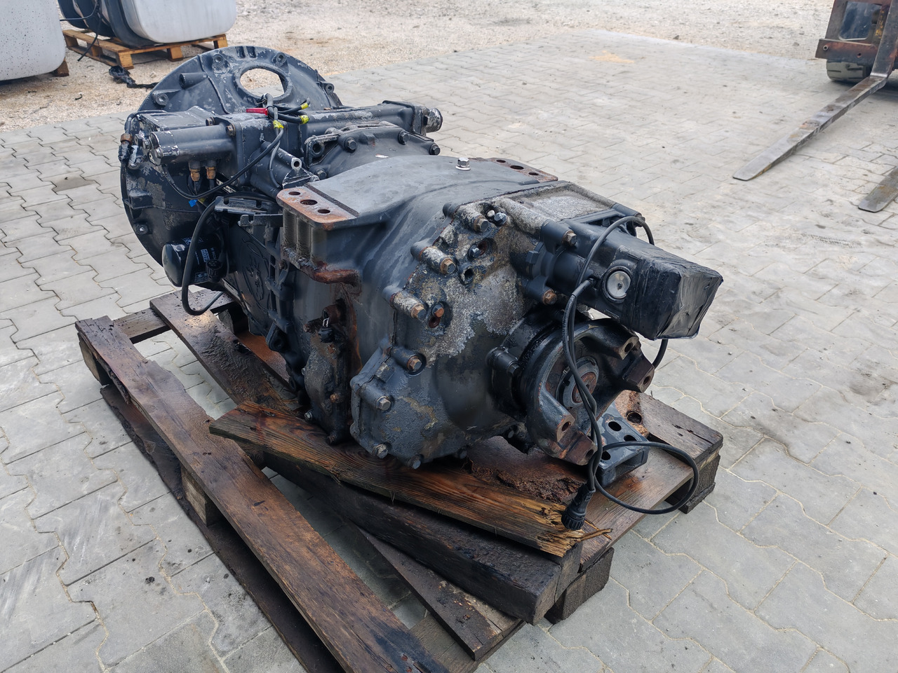 SCANIA GEARBOX / GRSO905 / COMPLETE / WORLDWIDE DELIVERY - Menjač: slika 5 SCANIA GEARBOX / GRSO905 / COMPLETE / WORLDWIDE DELIVERY - Menjač: slika 5