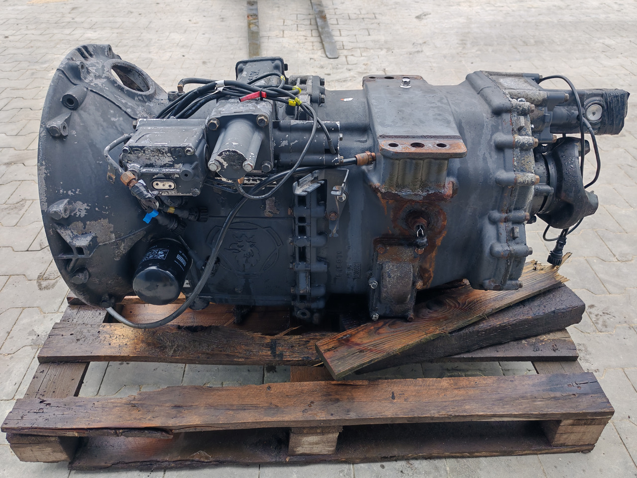 SCANIA GEARBOX / GRSO905 / COMPLETE / WORLDWIDE DELIVERY - Menjač: slika 4 SCANIA GEARBOX / GRSO905 / COMPLETE / WORLDWIDE DELIVERY - Menjač: slika 4