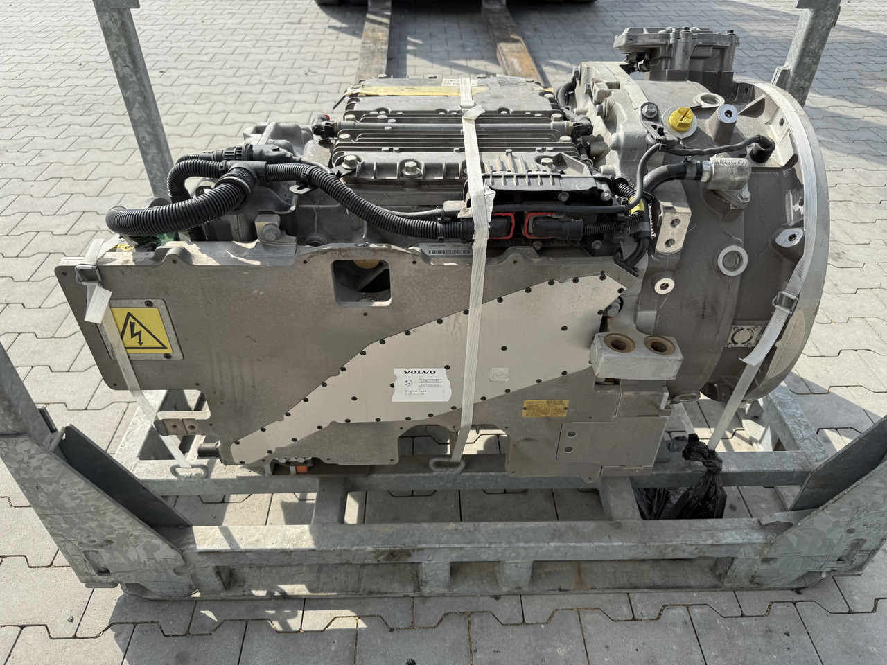 VOLVO BUS HYBRID Automatic gearbox AT2412F electric motor EMDS120 (EMD300B) / NEW - Menjač za Gradski autobus: slika 5 VOLVO BUS HYBRID Automatic gearbox AT2412F electric motor EMDS120 (EMD300B) / NEW - Menjač za Gradski autobus: slika 5