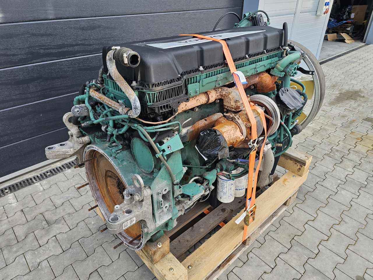 VOLVO D11K 460 EUVI / 2022 / COMPLETE ENGINE - Motor: slika 2 VOLVO D11K 460 EUVI / 2022 / COMPLETE ENGINE - Motor: slika 2