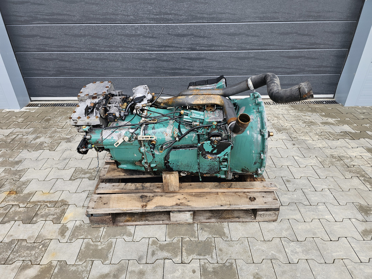 VOLVO FH13 FH16 / GEARBOX / RETARDER / VTO2814B / MANUAL / WORLDWIDE DELIVERY - Menjač: slika 1 VOLVO FH13 FH16 / GEARBOX / RETARDER / VTO2814B / MANUAL / WORLDWIDE DELIVERY - Menjač: slika 1