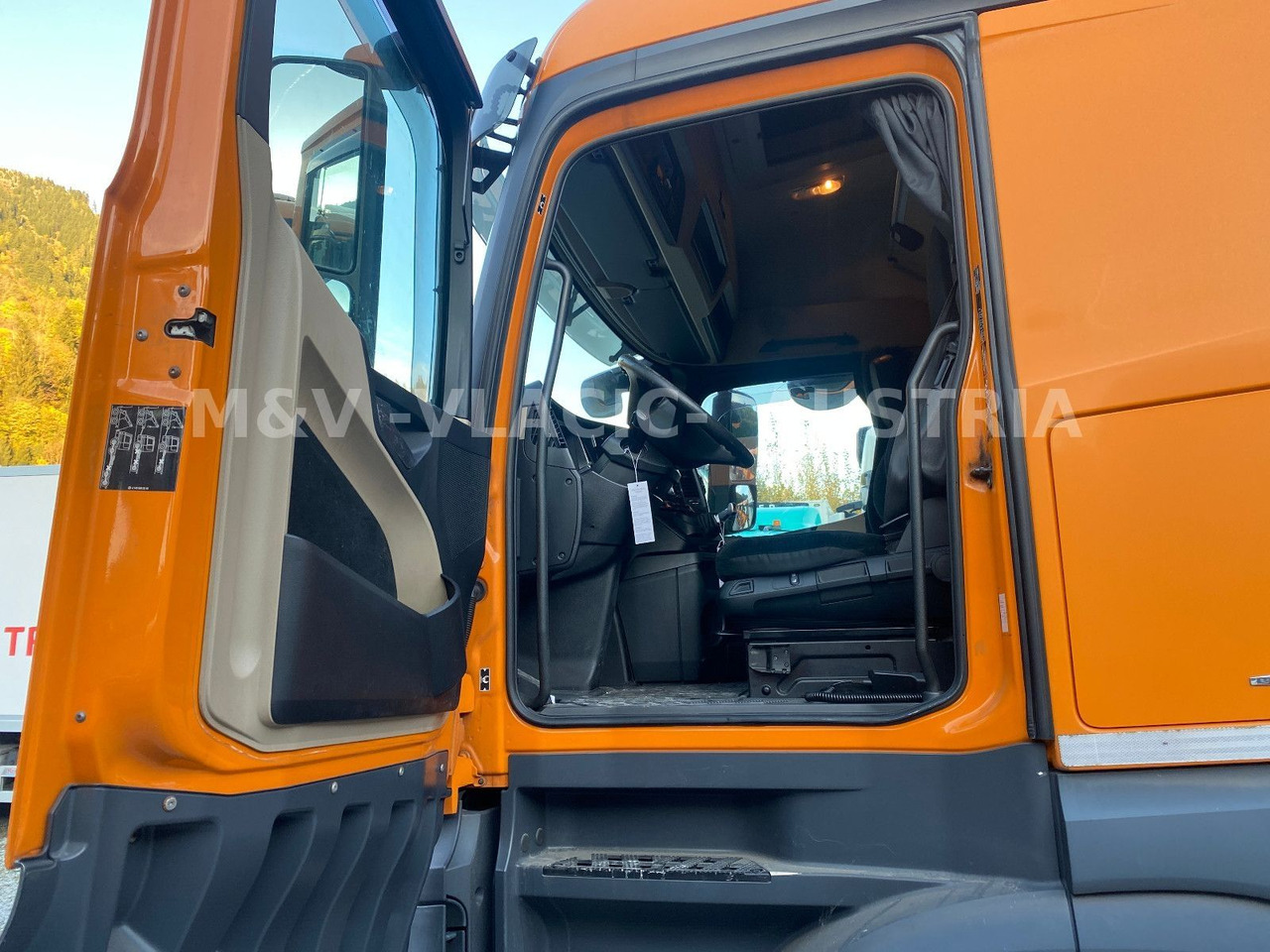 Mercedes-Benz 2542 - Kamion za prevoz kontejnera/ Kamion sa promenjivim sandukom: slika 3 Mercedes-Benz 2542 - Kamion za prevoz kontejnera/ Kamion sa promenjivim sandukom: slika 3