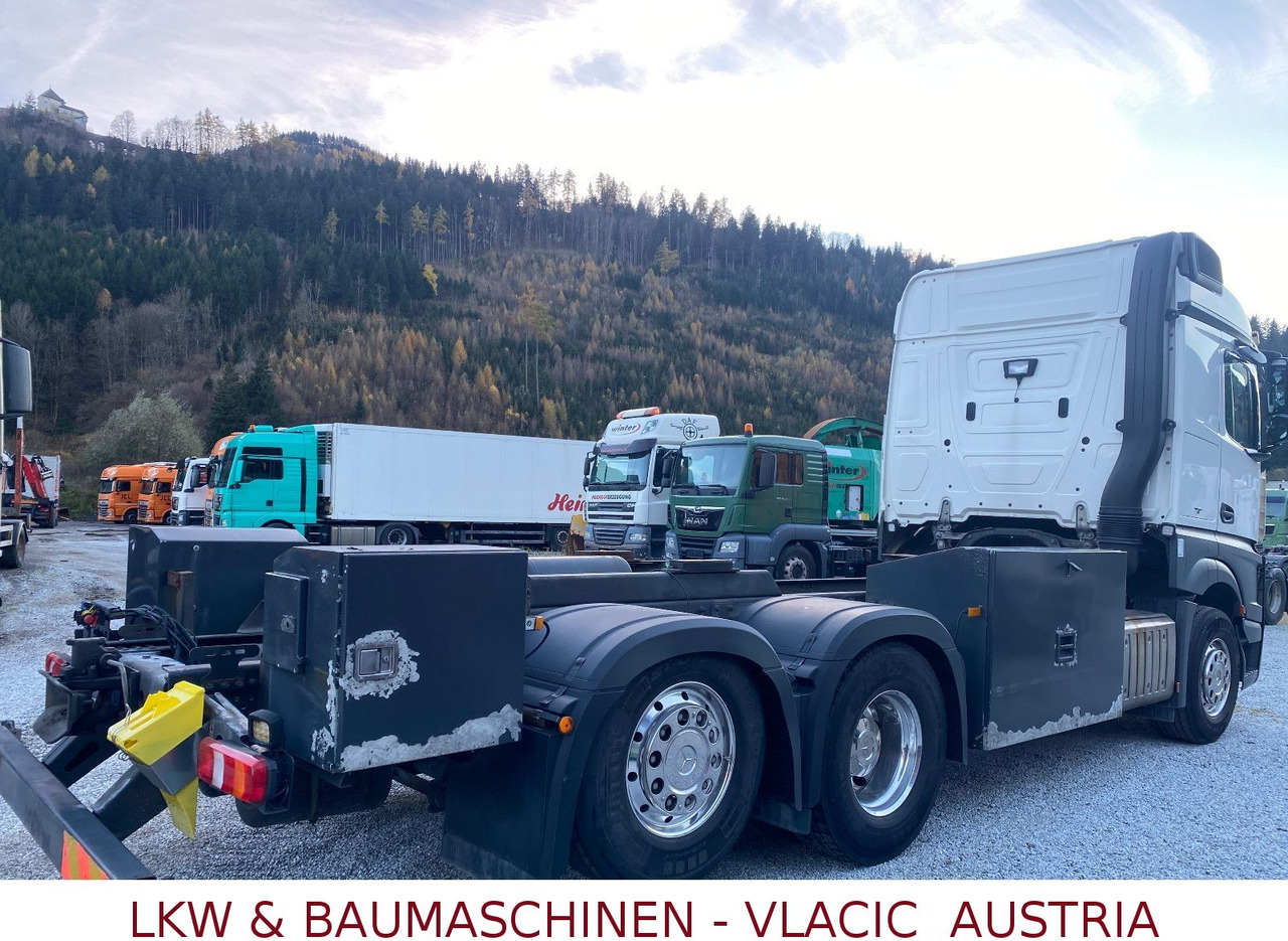 Mercedes-Benz Actros 963-0-C - Kamion cisterna: slika 3 Mercedes-Benz Actros 963-0-C - Kamion cisterna: slika 3