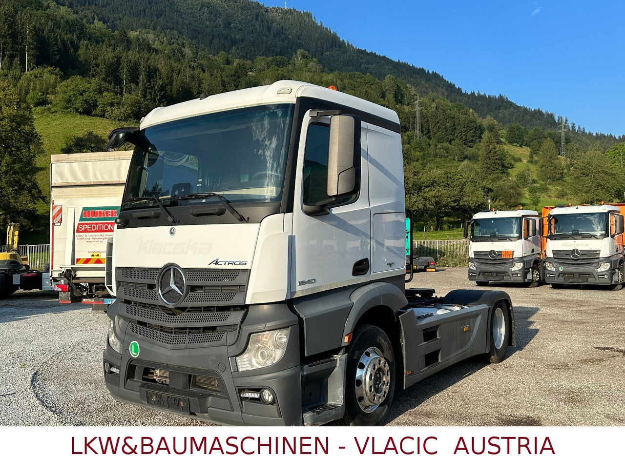 Mercedes-Benz Actros 1840 ADR ( 17 Stk. auf Lager 2017 jahr) - Tegljač: slika 1 Mercedes-Benz Actros 1840 ADR ( 17 Stk. auf Lager 2017 jahr) - Tegljač: slika 1