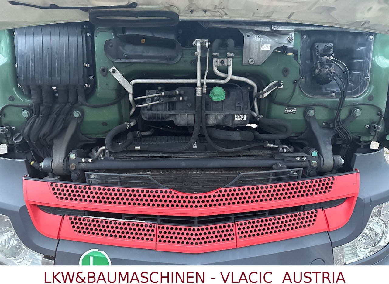 Tegljač Mercedes-Benz Actros 1840 ADR: slika 15 Tegljač Mercedes-Benz Actros 1840 ADR: slika 15